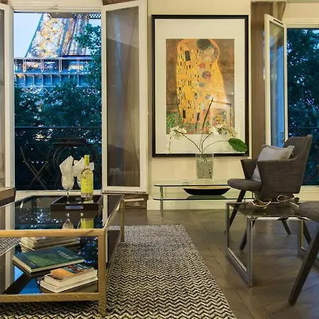 Elegant With Sauna And Eiffel Tower View Paris