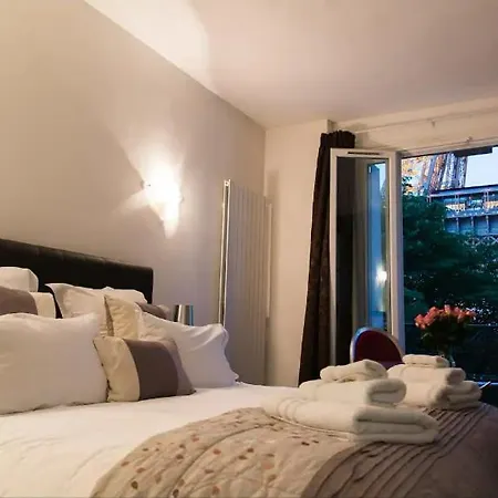 Lejlighed Elegant With Sauna And Eiffel Tower View Paris